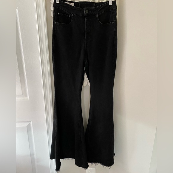 Free People We the Free crvy raw hem flare lace up back jeans boho hippie sz 30 - Picture 1 of 9
